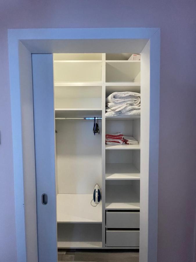 Soho Apartment Fagaras - 1 Bedroom & Extensible Couch ภายนอก รูปภาพ
