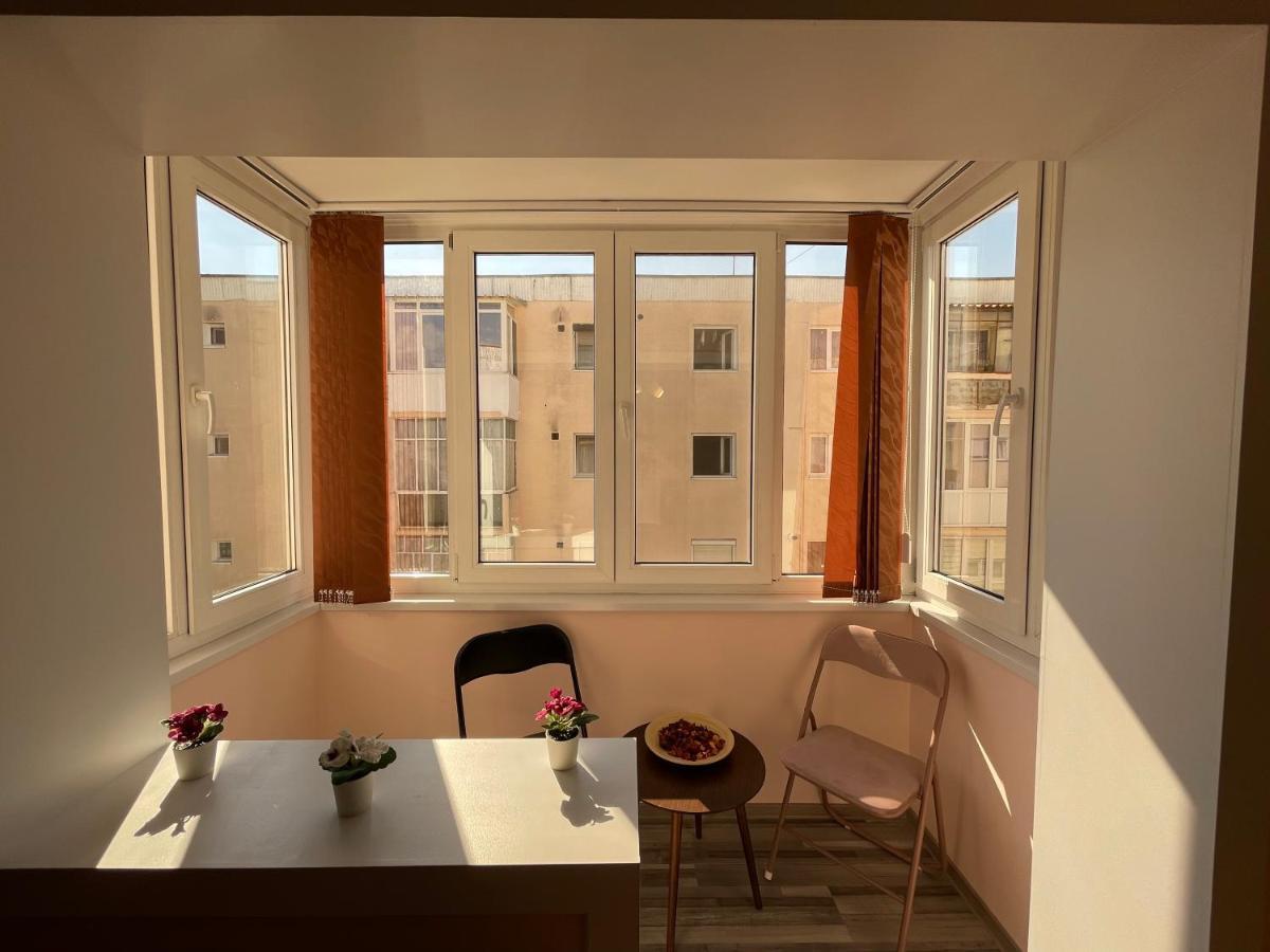 Soho Apartment Fagaras - 1 Bedroom & Extensible Couch ภายนอก รูปภาพ